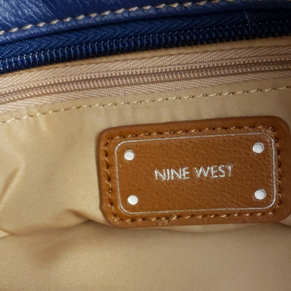 Nine West Blue Tote - Picture 5 of 8